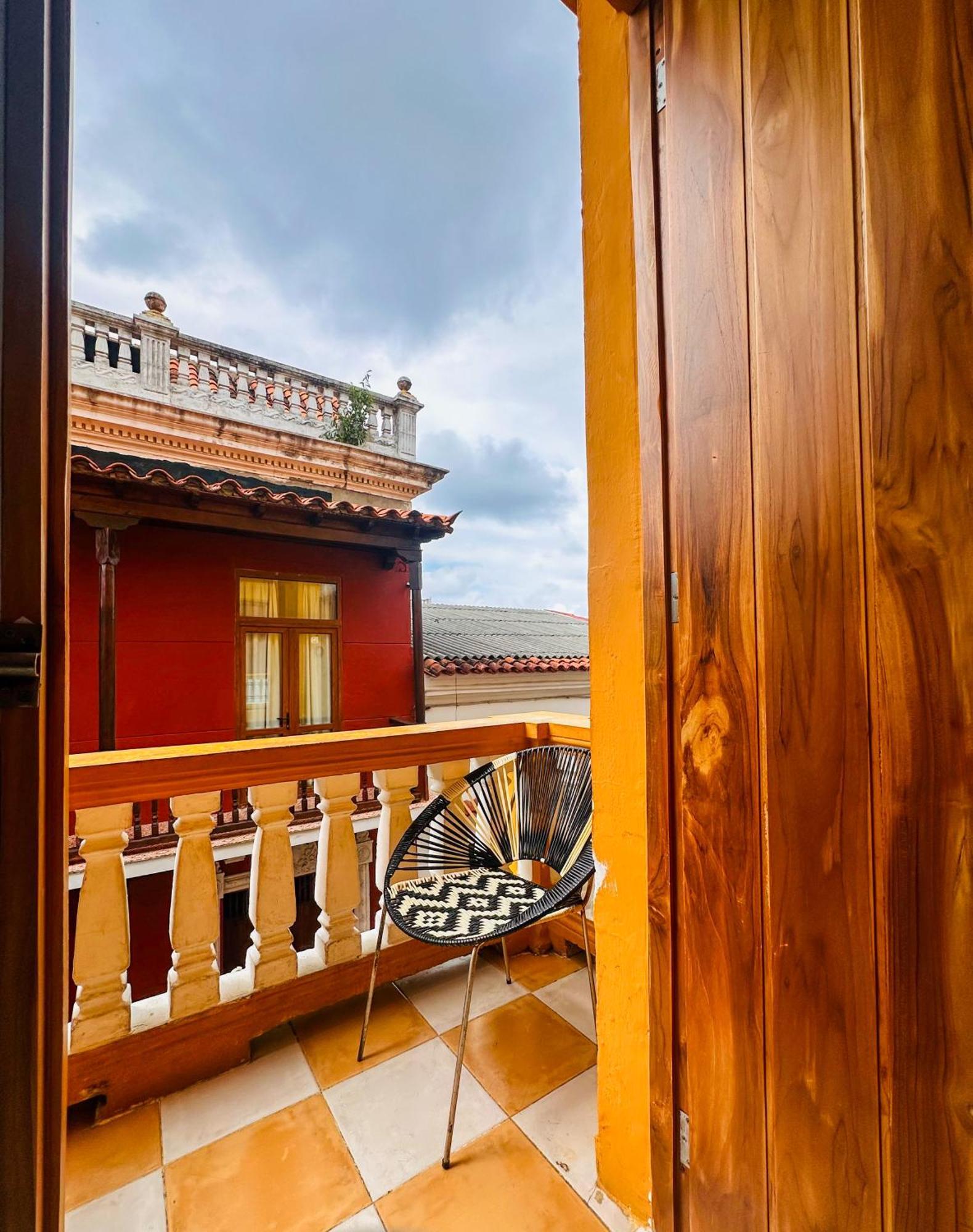 Hostal Casa Torres Centro Historico - Adults Only Cartagena Bagian luar foto